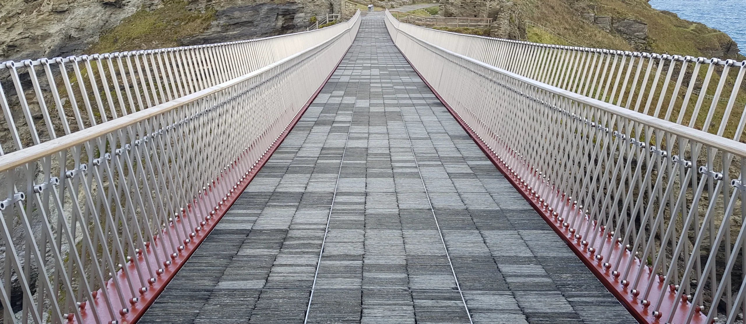 Transforming Delabole Slate’s E-Commerce Experience with Shopify