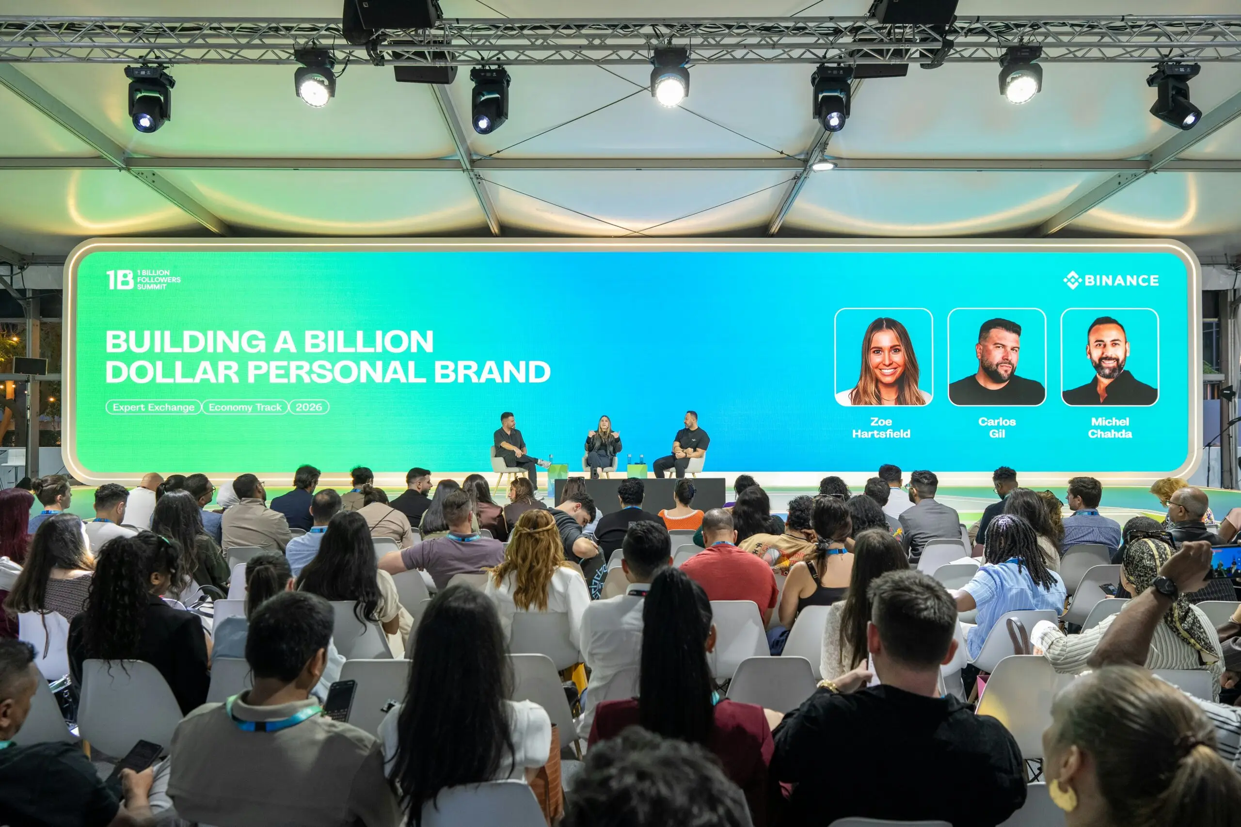 Building a Digital Platform for Professional Self-Presentation